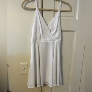 Xs white dress from express. Never worn